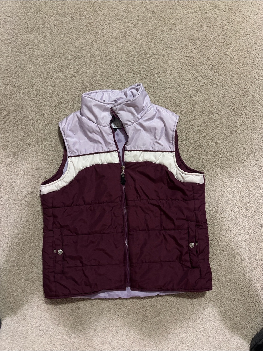 Quilted Plum Sleeveless Puffer Vest Perfect for Winter